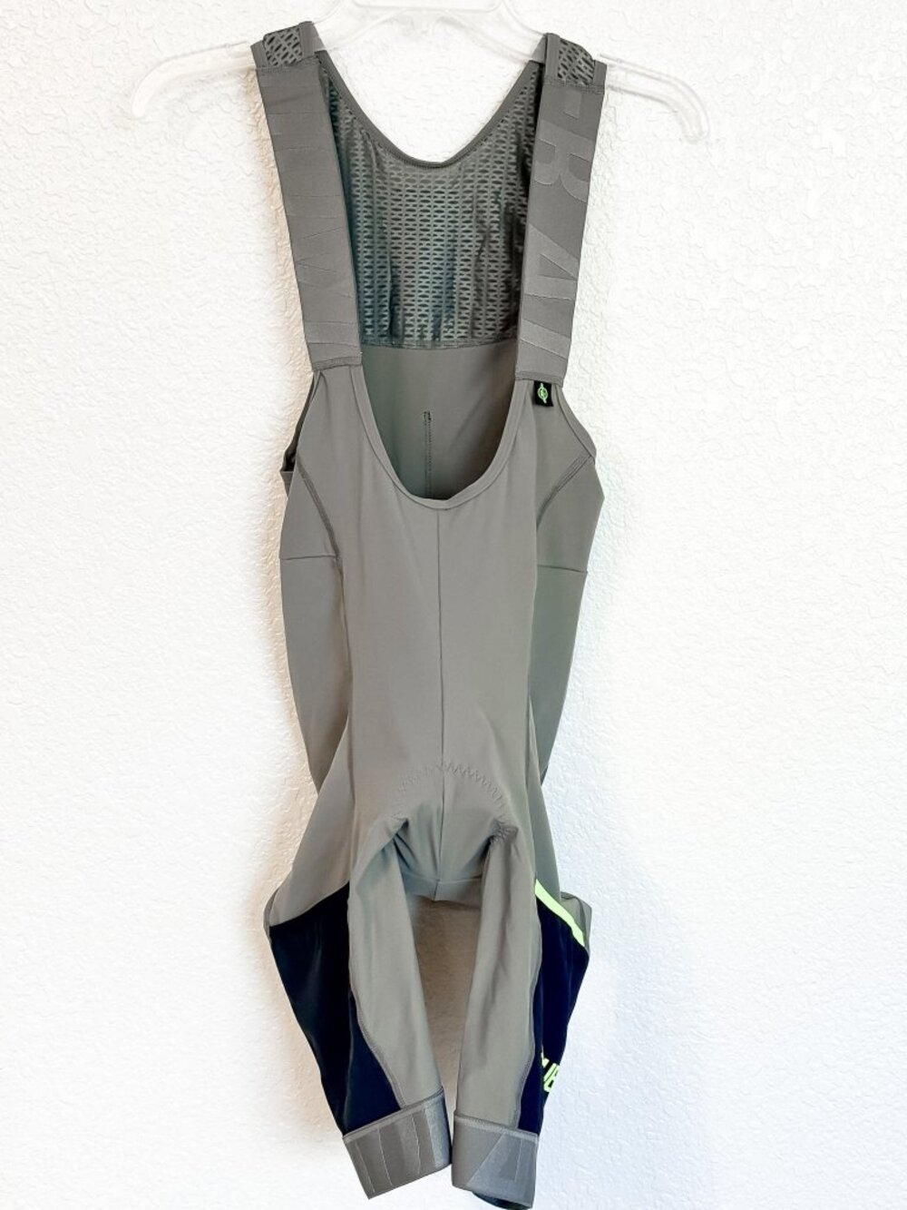 Attaquer All Day Bib Shorts Men's Large Gray Cycling Chamois Performance